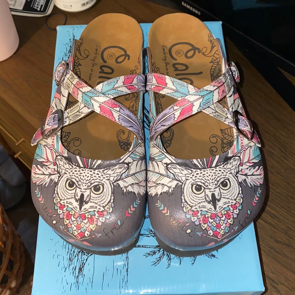 Clogs with Owls